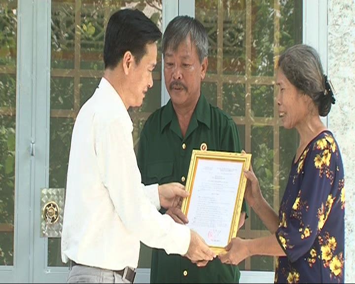 Trao nha xa binh thang 2.JPG
